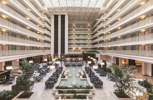 Brea Hotel | Embassy Suites by Hilton Brea - North Orange County