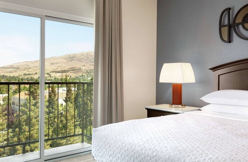 Milpitas Hotel | Embassy Suites by Hilton Milpitas Silicon Valley