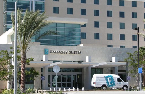 Guasti Hotel | Embassy Suites Ontario - Airport