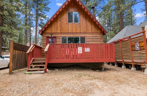 Big Bear City House | Enchanted Cabin- 2Bed 1bath