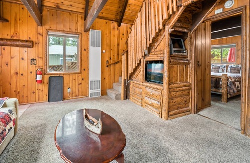 Big Bear City House | Enchanted Cabin- 2Bed 1bath
