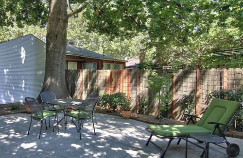 Central Sacramento House | Enchanting McKinley Park Charmer
