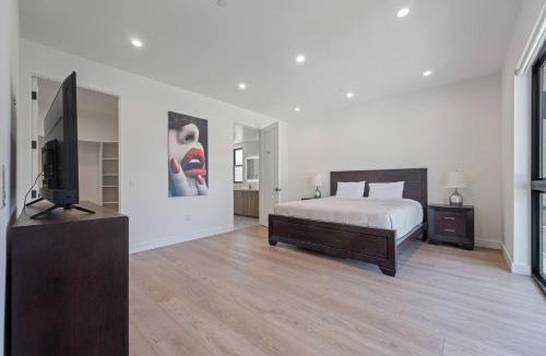 Glendale Apartment | Enchanting Milford Abode