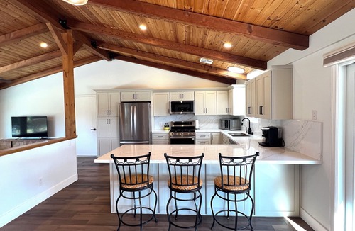 Templeton House | Enjoy a relaxing getaway in Wine Country!