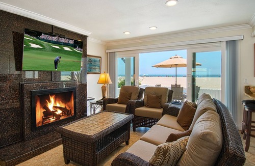 Santa Ana Heights Condo | Enjoy breathtaking coastal views from this beautiful lower oceanfront unit!