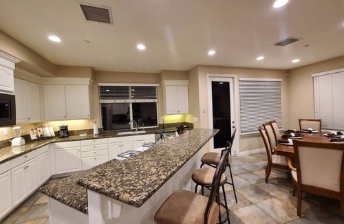 Alessandro Heights House | Enjoy Working Away From Home - Corporate 31+Days