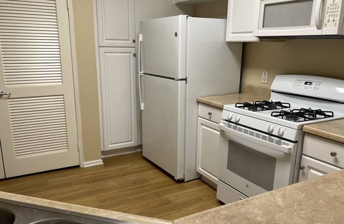 Guasti Apartment | Entire 2BD 2BA clean luxury CONDO!!