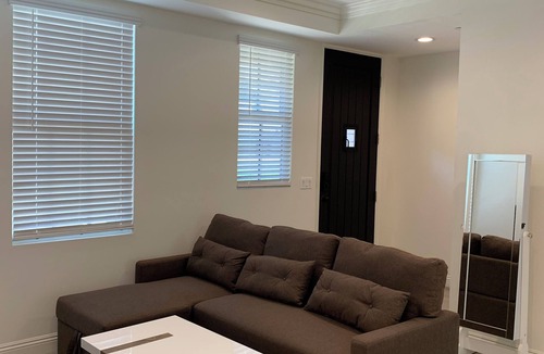 Mid Central Condo | Entire 3Bds 3Ba Condo with private parking in Prime Pasadena