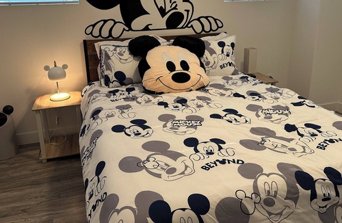 El Monte House | Entire 4BR Magic Mickey Theme House 26mil to Disney & Universal studio/near DTLA