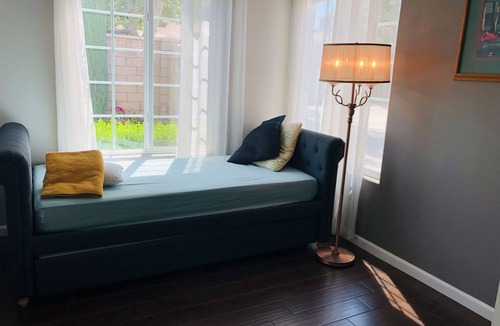 Anaheim Colony Historic District House | Entire charming stylish guest house -31 nights minimum - 25%OFF May-June