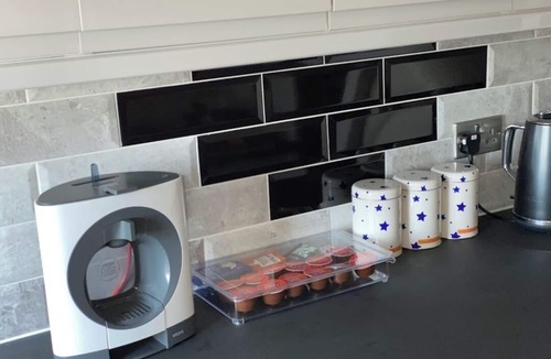 Livesey Apartment | ENTIRE FLAT 2bedroom Bright & Beautifully decorated amazing landmark/city view