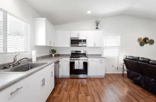 San Bernardino House | Entire Guesthouse for Rent in San Bernardino