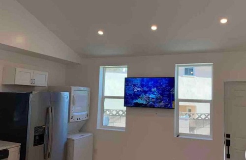 Canoga Park Apartment | ENTIRE MODERN LUXURY STUDIO PRIVATE FOR UP TWO PEOPLE AT WEST HIILS