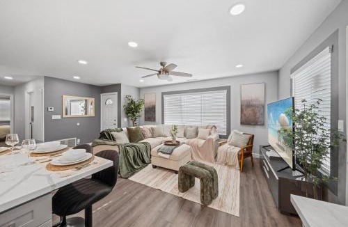 Mira Mesa House | Entire Private 4BR-3Bth, King Bed, Gated Yard, Parking, Ranch, Available Now