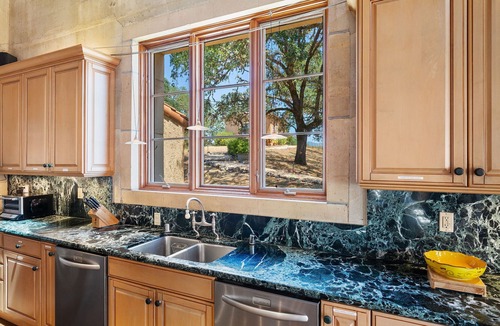 California Wine Country Resort | Entire villa in Hopland, California