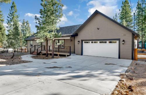 Woodlands House | Erwin lake place #2219