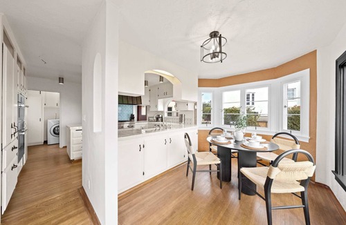 Roseville - Fleet Ridge House | Escape to 5BR Mansion | Views +Hot Tub +Game Room