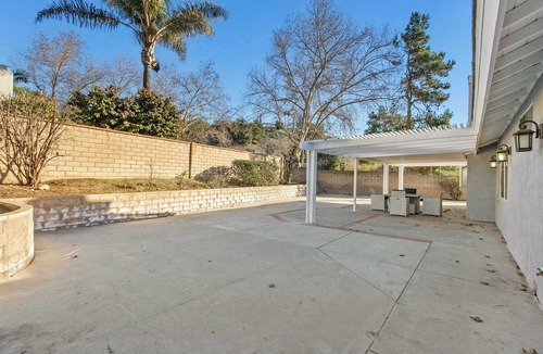 Walnut House | Escape to Tranquility at Breeze on N Country Hollow Drive - Your Retreat #41682