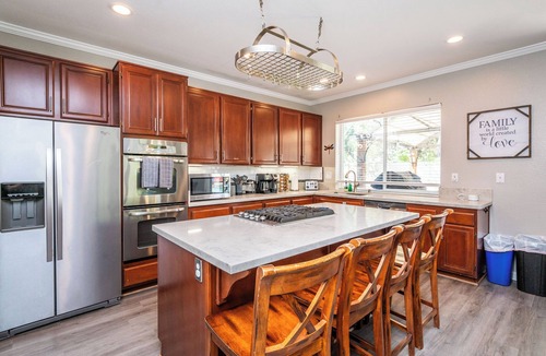 North Broadway House | Escondido Family Retreat with POOL!