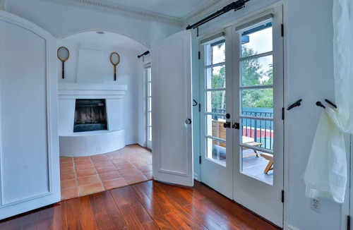 Sherman Oaks House | Estate in Sherman Oaks/Los Angeles with tennis court/pool/jacuzzi