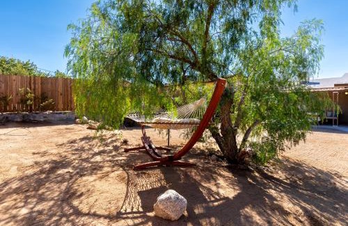 Indian Cove House | Eternity's Edge - Hike to JTNP, Private, Modern