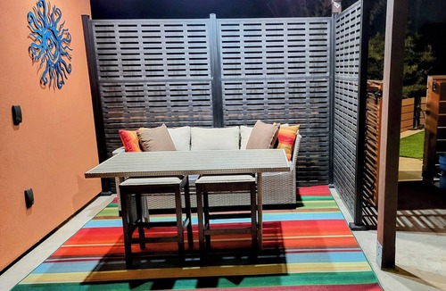 San Ramon House | EV Charger, High-speed Internet, 3 Br 2 Bth stylish Dublin remodeled townhome.