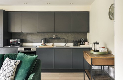 Backbarrow Apartment | Exceptional 3 Bedroom River View Apartment - Pass the Keys