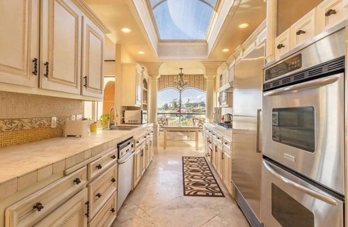 Whittier House | Exclusive Los Angeles View Villa