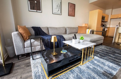 Financial District Apartment | EXEC - AG - 630 W 6th St #403 (1B)