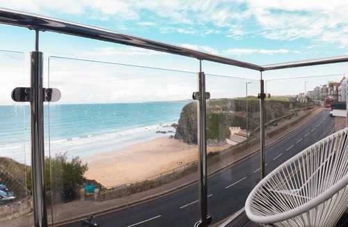 Newquay City Centre House | Executive Double with Balcony & Sea View