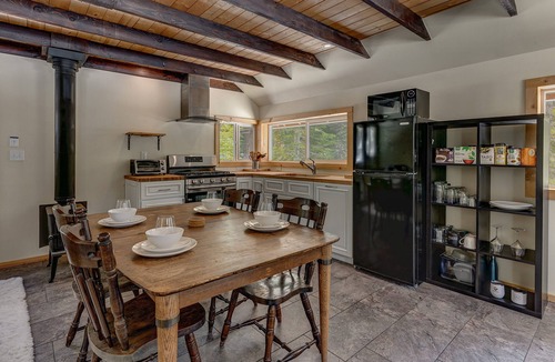 South Lake Tahoe House | Experience the Real Tahoe, 7 Acres, Minutes to Beaches/Lake/Heavenly, Wifi: Wilderness Way