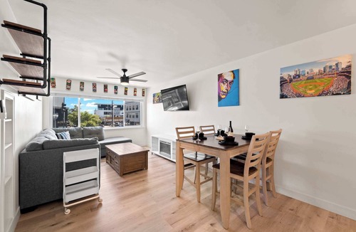 North Park Apartment | Experience Trendy 1BR Stay Steps to Dining + Bars