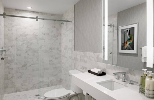 Tri-West Hotel | Explore the Best of West Hollywood! 2 Big Units with Private Kitchenettes! Pool!