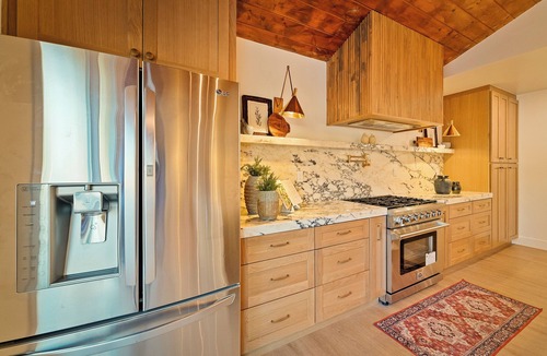 Garden Grove House | Exquisite and Outstanding Home Close to DisneyLand