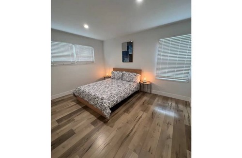 Northridge House | Extended Stays - Relaxing LA Home - Great Location