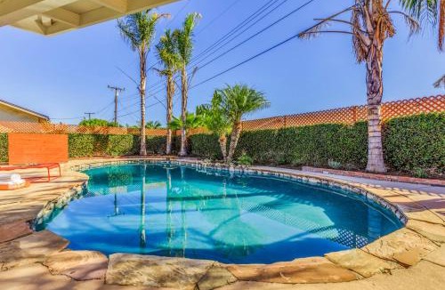 Southeast Anaheim House | F-54 Maverick