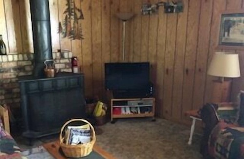 Twain Harte Cabin | Fabulous lakeview home- internet, deck, BBQ, handicapped accessible