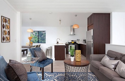 Lantern District Condo | Fabulous Townhouse, close to beach, town and harbor