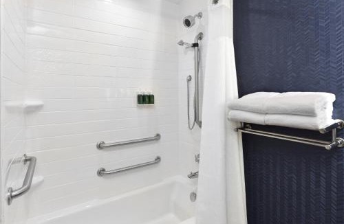 Moorpark Hotel | Fairfield Inn & Suites by Marriott Moorpark Ventura County