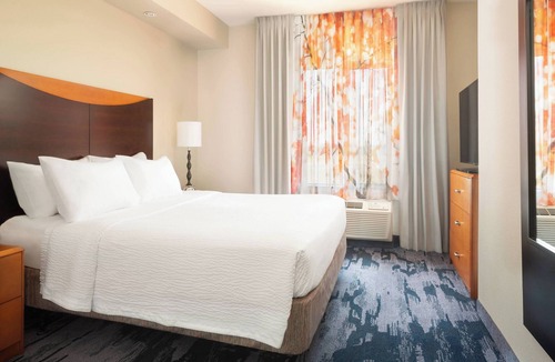 Kingsburg Hotel | Fairfield Inn & Suites by Marriott Selma Kingsburg