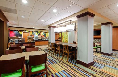 West Covina Hotel | Fairfield Inn & Suites - Los Angeles West Covina