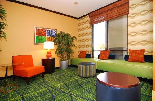 Tehachapi Hotel | Fairfield Inn & Suites Tehachapi