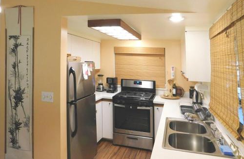 Hacienda House | -Fall SALE Upscale GetAway at BEACH,KAYAKS,SPA,Sauna