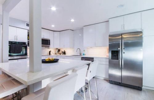 Lyon Street House | Family 4BR Home 15 min to Disneyland & Beach
