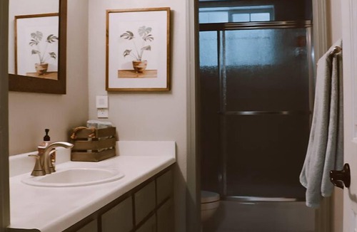 Shingletown Bed & Breakfast | Family Deluxe Suite at Tall Timbers Bed & Breakfast