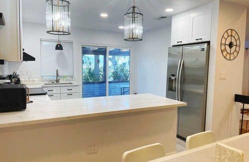 Hacienda Heights House | Family-friendly 4 bedrooms, mountain view townhouse located in Hacienda Heights