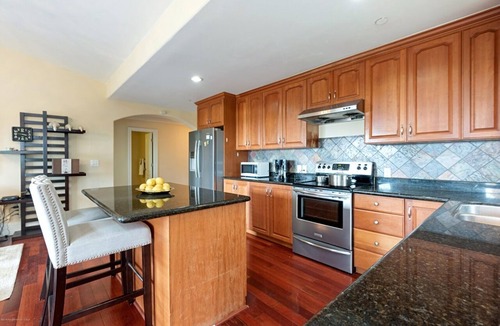La Habra Heights Villa | family-friendly private business