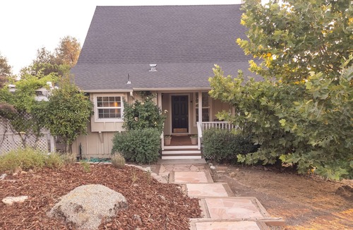 Mariposa House | Family Friendly Cottage Near Yosemite