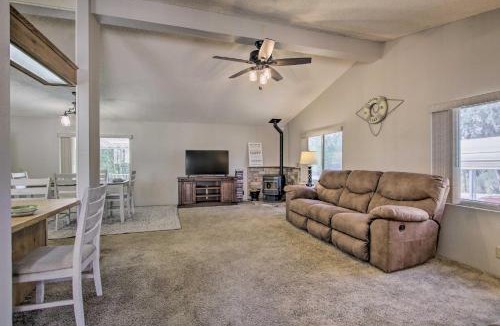 Wofford Heights House | Family-Friendly Home about 1 Mi to Kern River!