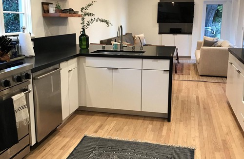 Altadena House | Family Friendly Sanctuary Near Mountains and Pasadena Attractions, Pool, Yard
